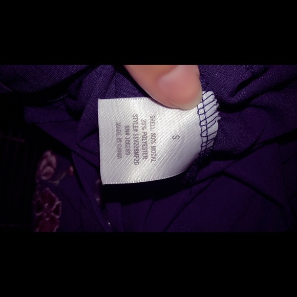 🦋Francesca’s Floral Blue Tank Top - Picture 7 of 7